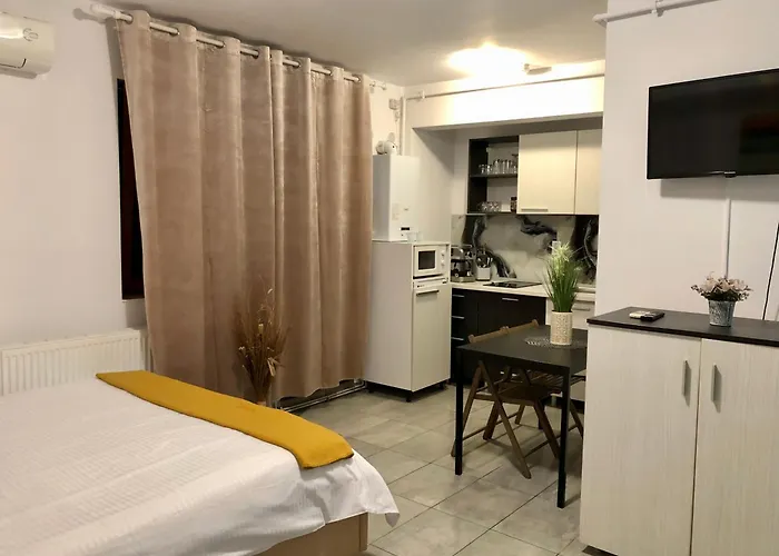 Ines * Нэводари