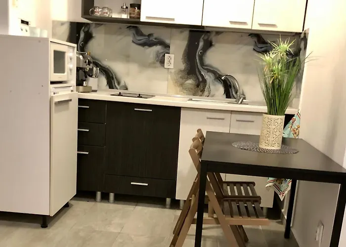 Ines Appartement Năvodari